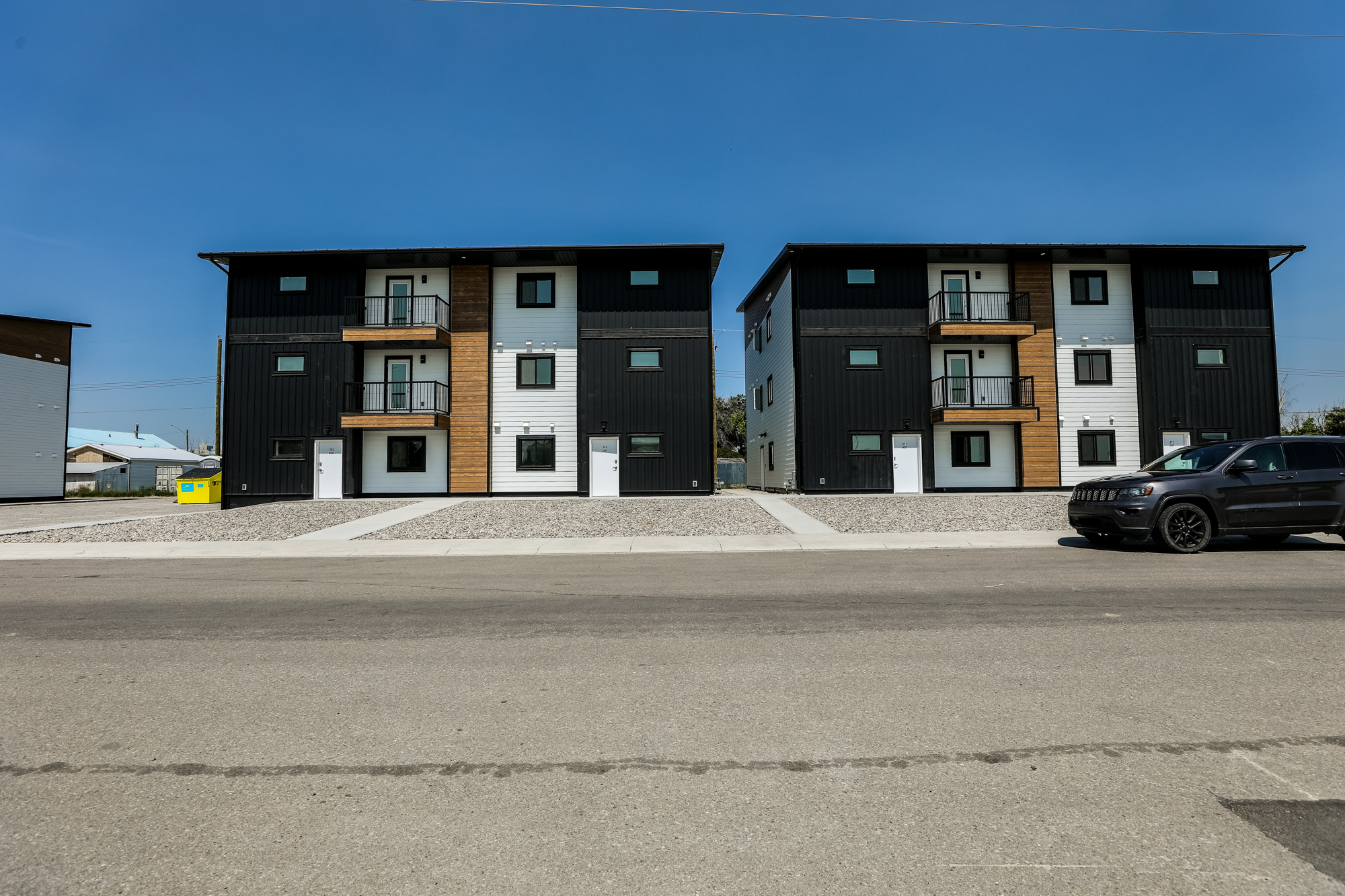 Fort Macleod Towers apartment thumbnail 4
