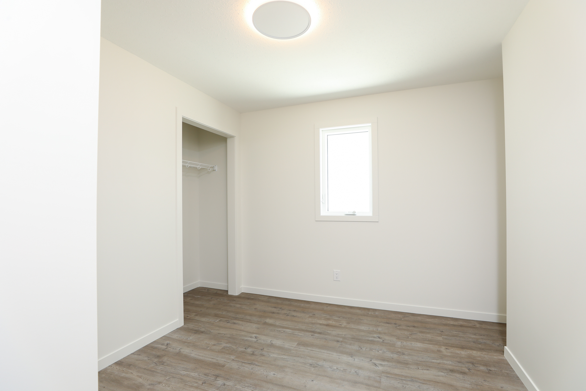 Fort Macleod Towers apartment thumbnail 6