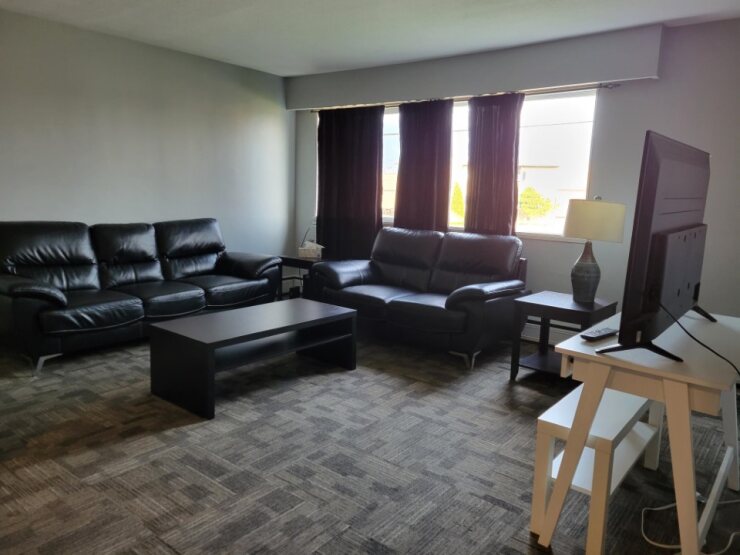 Kitimat rental thumbnail 4
